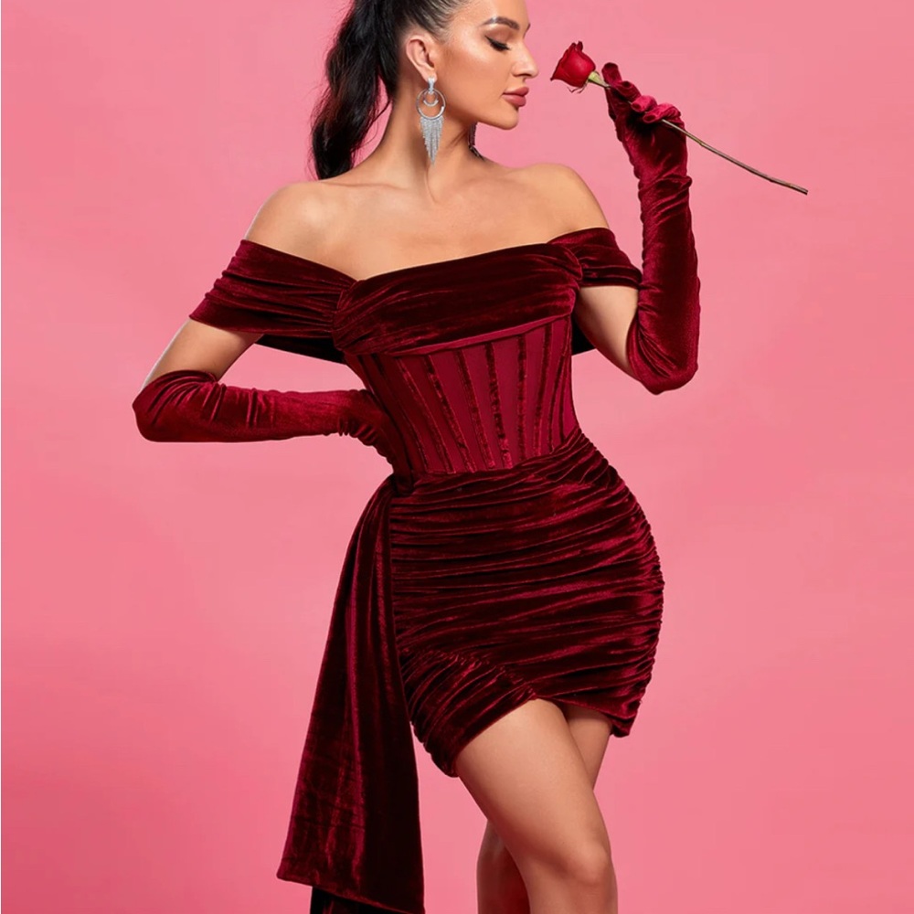 LuxeDress Red Off-Shoulder Velvet Delight